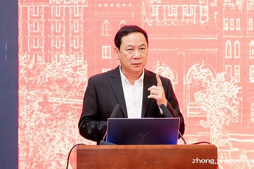 冯海志致辞.JPG