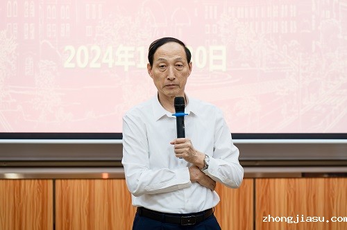 和飞讲话.jpg