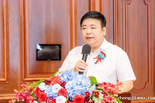 莫秀全讲话.jpg