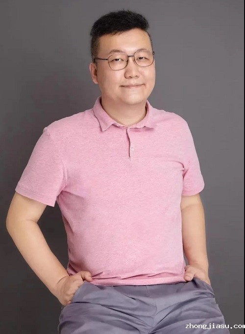 音乐舞蹈学院专任教师王帅.jpg