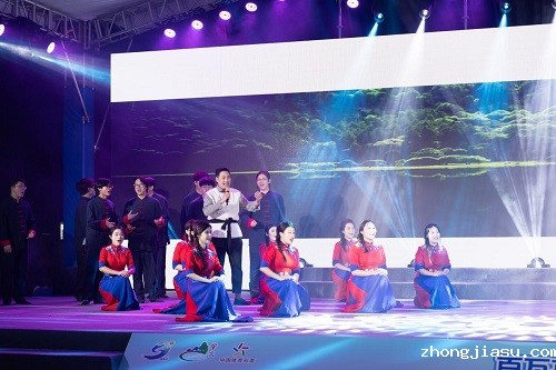 演出现场2.jpg