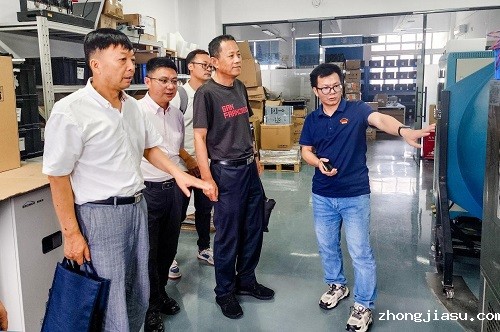 参观现场.jpg