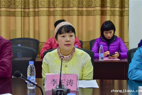 图4企业代表广东米果传媒有限公司副总经理李正涛讲话